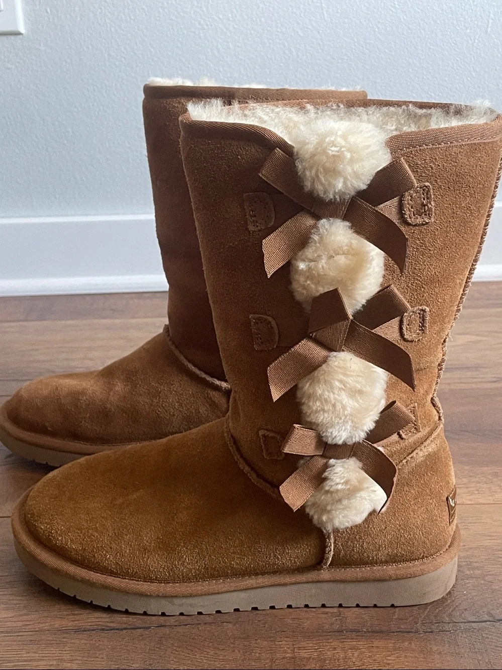 KOOLABURRA by UGG Victoria Women's Winter Boots Chestnut Size 8